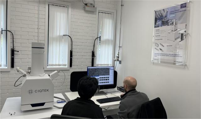 Apresentando CIQTEK SEM3200: revelando a microscopia SEM na Universidade de Loughborough, Inglaterra