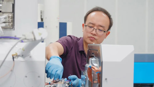 Xi'an Jiaotong University Builds Advanced In-situ Materials Research Platform with CIQTEK Field Emission SEM