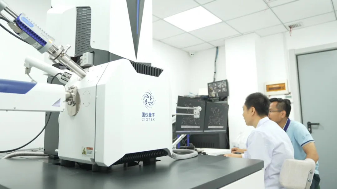 IAE CAS and CIQTEK Join Forces to Explore Advanced Biological Applications of SEM Microscopy
