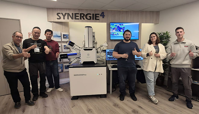 CIQTEK FESEM SEM4000Pro instalado no showroom da SYNERGIE4 — um novo passo na Europa